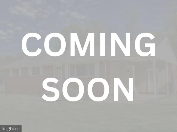 710 Farmington Rd W, Accokeek, MD 20607