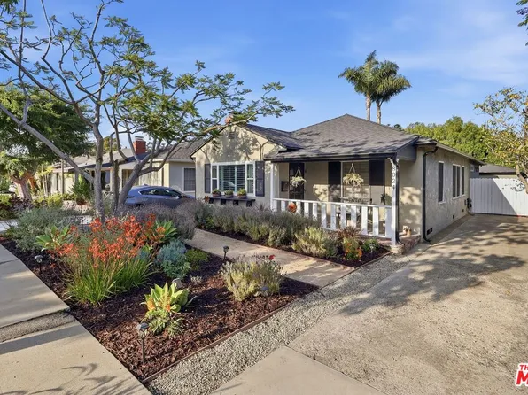8024 Holy Cross Pl, Los Angeles, CA 90045