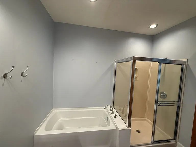 628 Willowood Pkwy — Photo 16