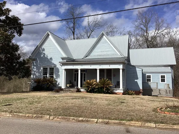 119 E 1st St, Luverne, AL 36049