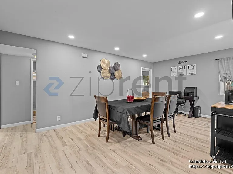 325 Falcon Dr — Photo 5