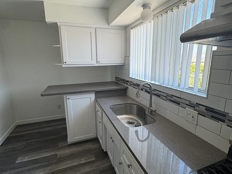 10431 Kailua Ln #18 — Photo 6
