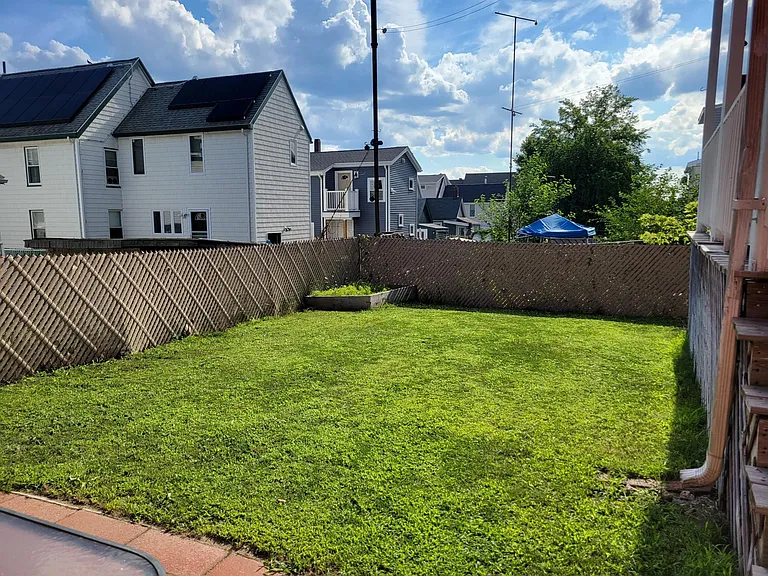 6 Peirce Ave — Photo 15