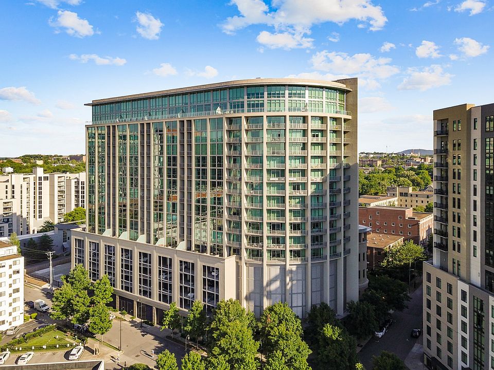 1st image of 900 20th Ave S APT 1207