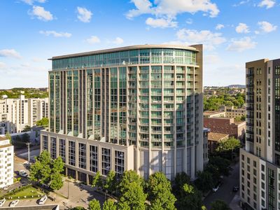 900 20th Ave S APT 1207, Nashville, TN, 37212