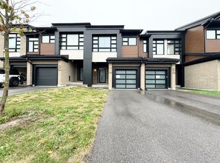 722 Twist Way, Ottawa, ON K2V 0M8