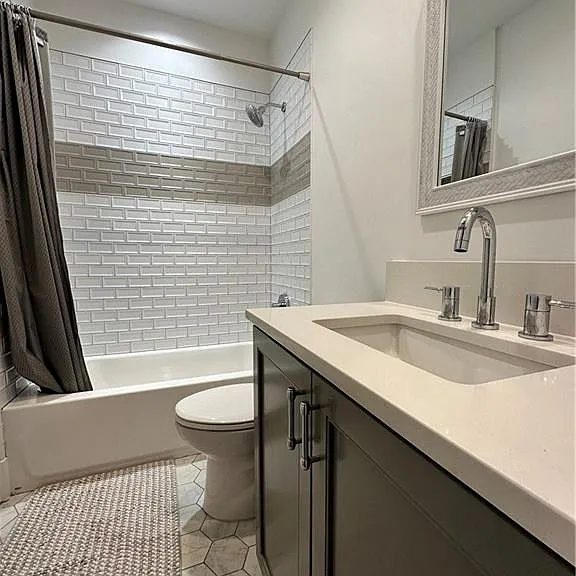 210 Glasgow Ln — Photo 44
