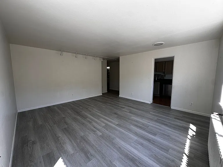 1800 Taylor Ave N #2 — Photo 8