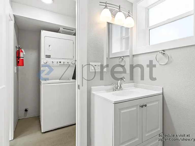 1701 Broadway #A — Photo 14