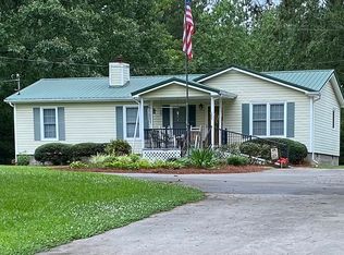 434 Holly Springs Rd, Carrollton, GA 30117