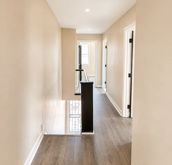 5943 Summer St — Photo 5