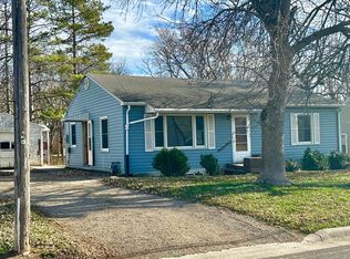 1305 Poplar Ave, Albert Lea, MN 56007