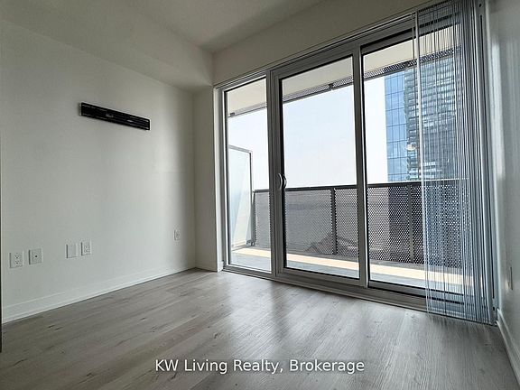 5th image of 138 Downes St #2608