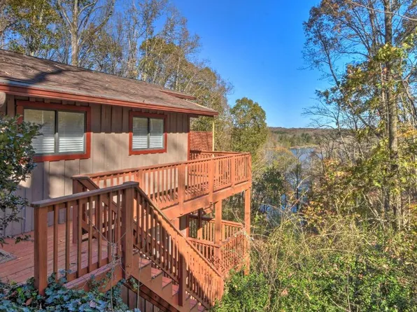 3108 Lake Ranch Dr, Gainesville, GA 30506