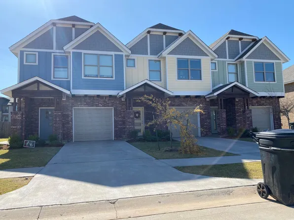 788 SW 14th St, Moore, OK 73160