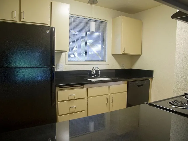 Northgreen Apartments — Photo 103