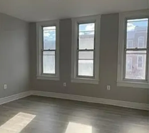 1606 E Biddle St — Photo 12