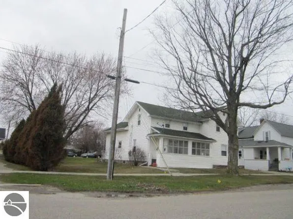 115 N Jeffery Ave, Ithaca, MI 48847