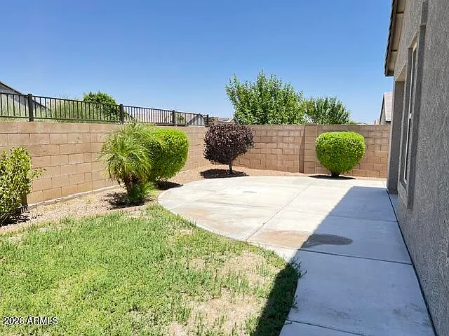 13832 W Desert Moon Way — Photo 17