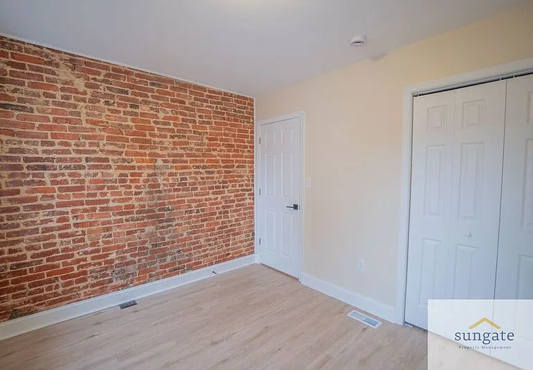 3205 Esther Pl — Photo 12