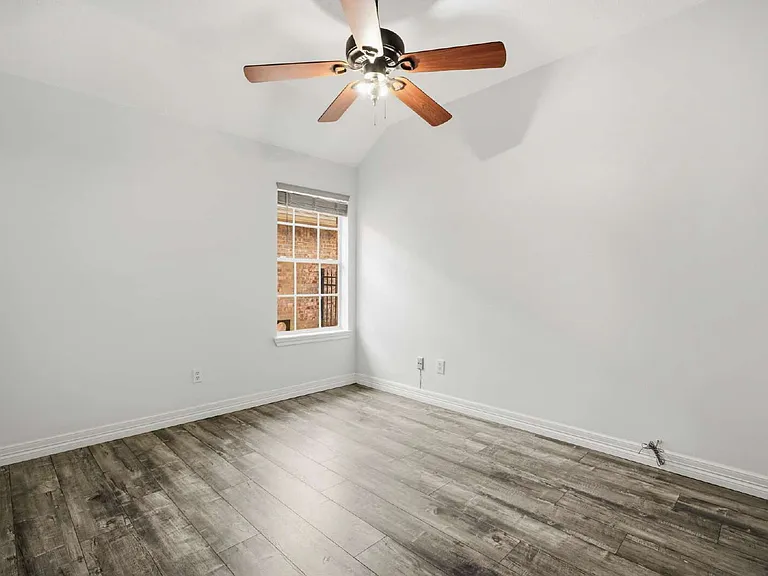 12242 Rutgers Park Ct — Photo 24