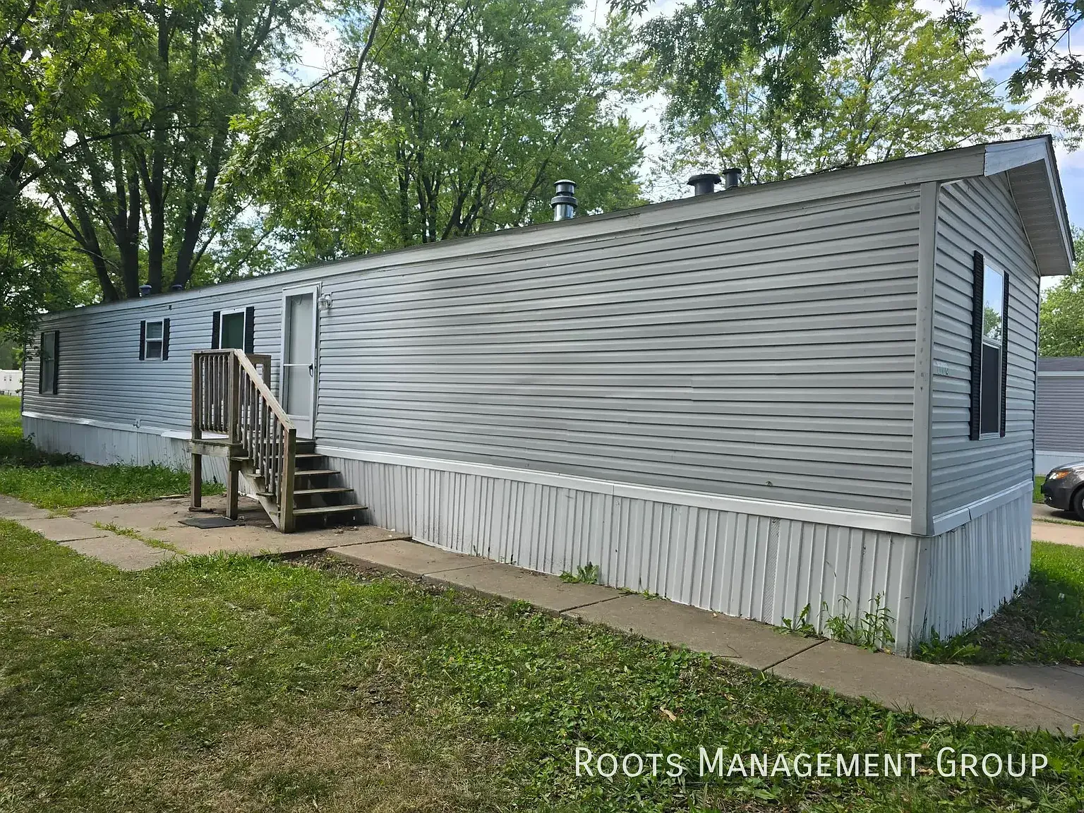 3 Bed 2 Bath Home Available for Lease at Royal Highlander - Apply Now! — Photo 1