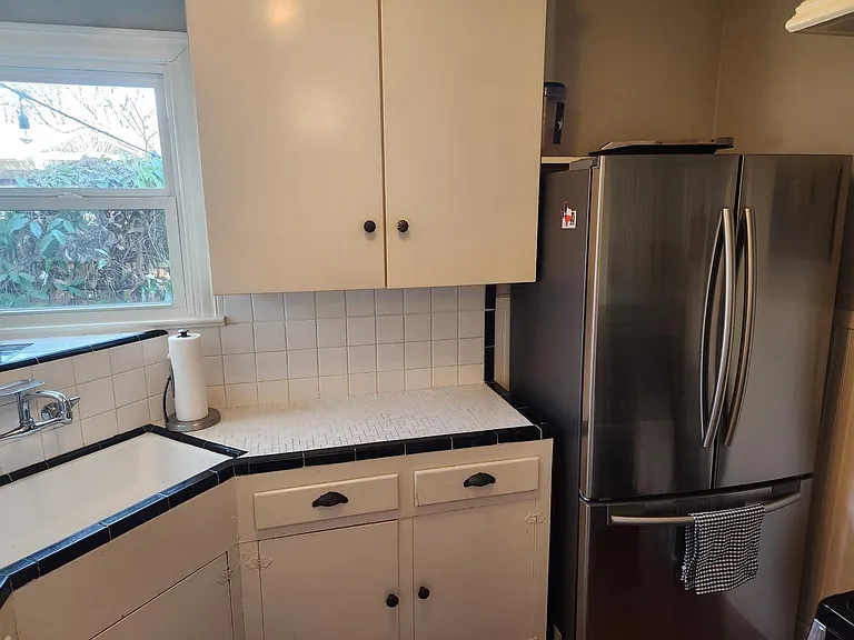 4214 Bellvue Ave — Photo 15
