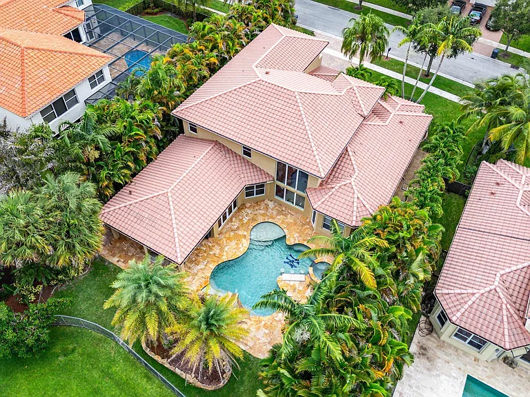 3486 Lago De Talavera — Photo 48
