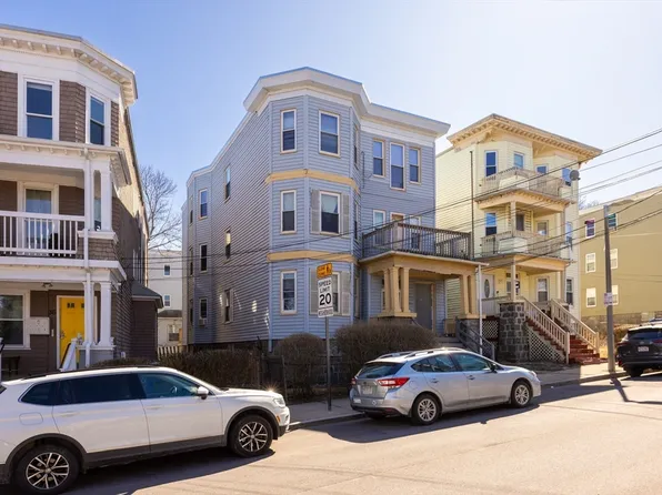 38 Bellevue St, Dorchester, MA 02125