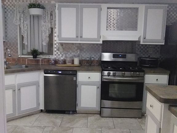 5th image of 4301 S Michael Ave