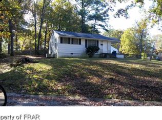 1161 Acorn St, Fayetteville, NC 28303