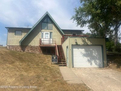 405 4th St NW, Watford City, ND, 58854