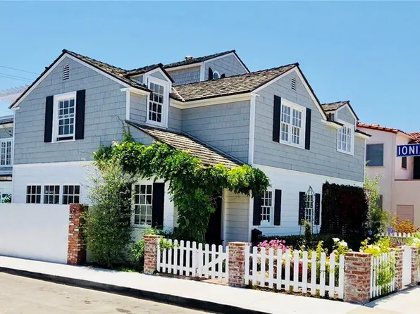 46 Giralda Walk, Long Beach, CA 90803