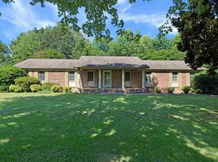 137 Chickering Rd, Jackson, TN 38305