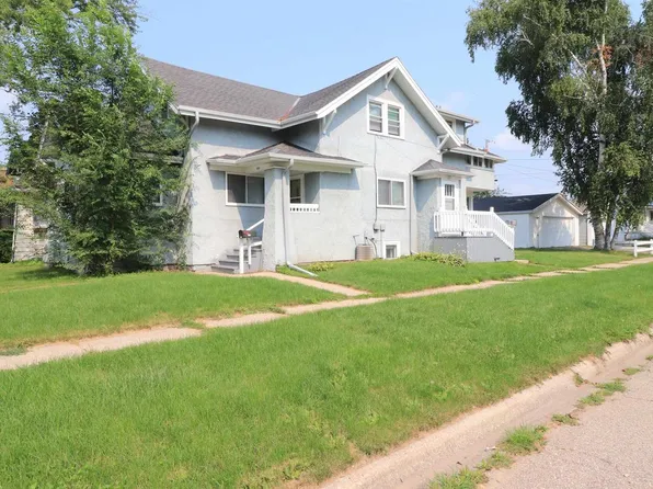 875 Blaine Avenue, Janesville, WI 53545