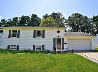 2180 Marhofer Ave, Stow, OH