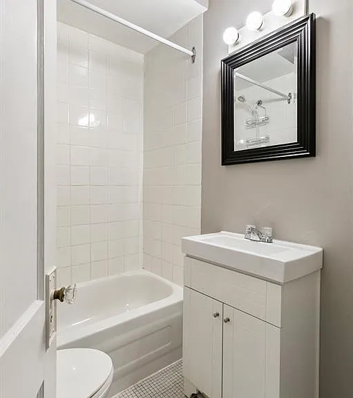 344 Partington Ave #2 — Photo 17