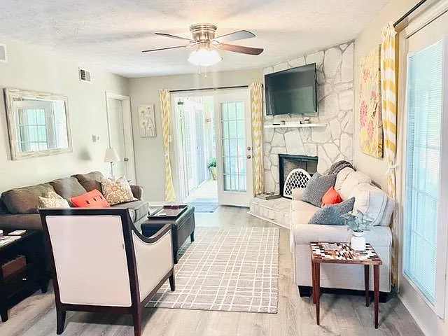 507 Monticello Blvd — Photo 16