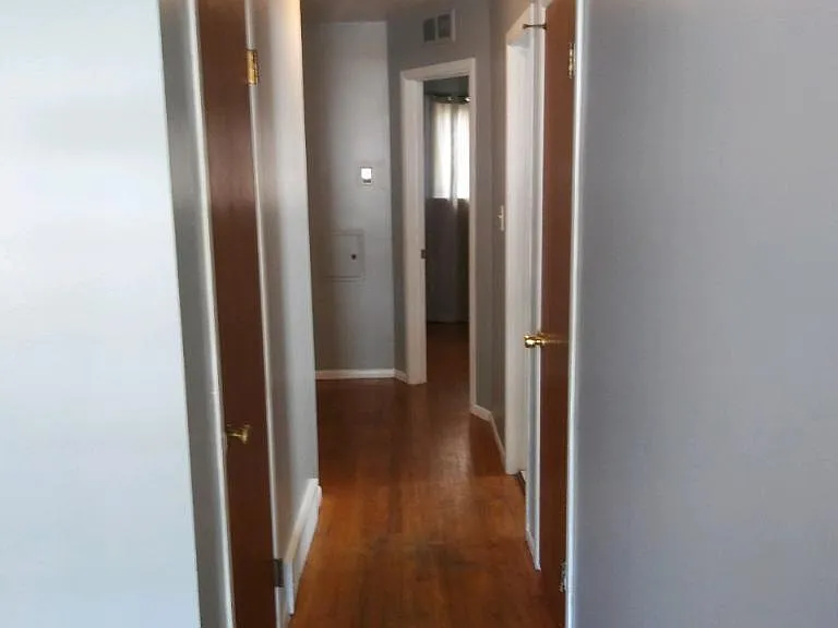 74 E Longfellow Ave — Photo 2