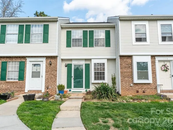 128 Water Oak Dr, Pineville, NC 28134
