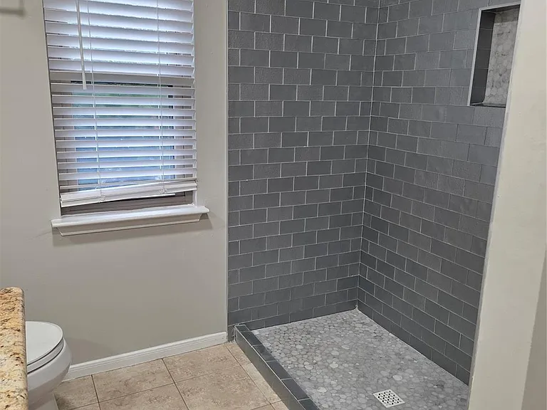 8714 Warrenford Dr — Photo 21