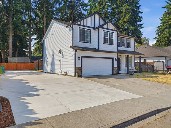 2nd image of 9915 NE 69th St