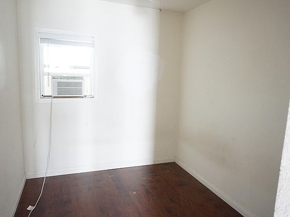 5th image of 1759 N Wilton Pl #91