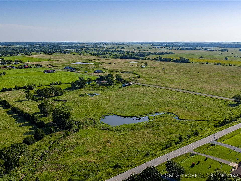 2nd image of 1400 Road
