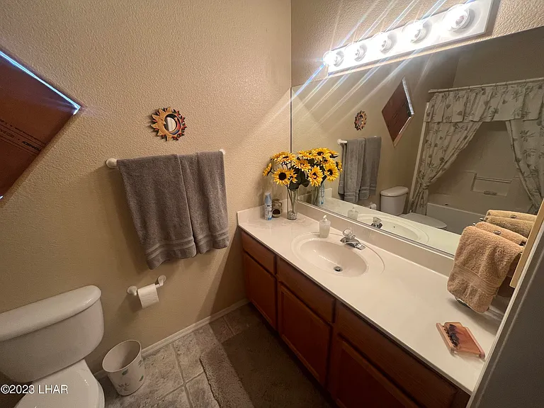 1311 Aviation Dr — Photo 28
