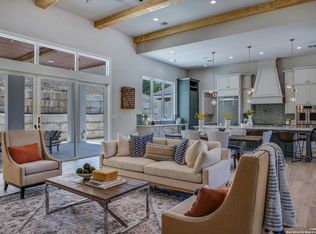 126 Dripping Spring Dr N, Comfort, TX 78013