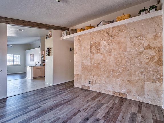 5th image of 12575 Flora Alba Dr