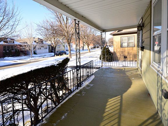 4th image of 4543 N Knox Ave