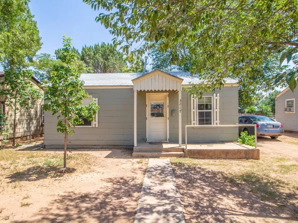 3217 Baylor St, Lubbock, TX 79415