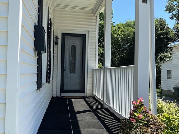 2nd image of 15 McDonald St